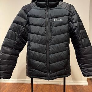 Columbia Men's Black Puffer Jacket